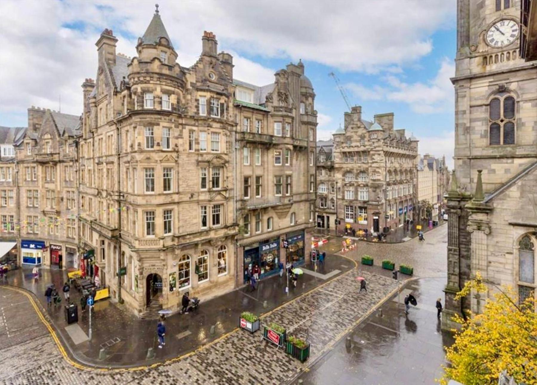 Historic In Royal Mile *